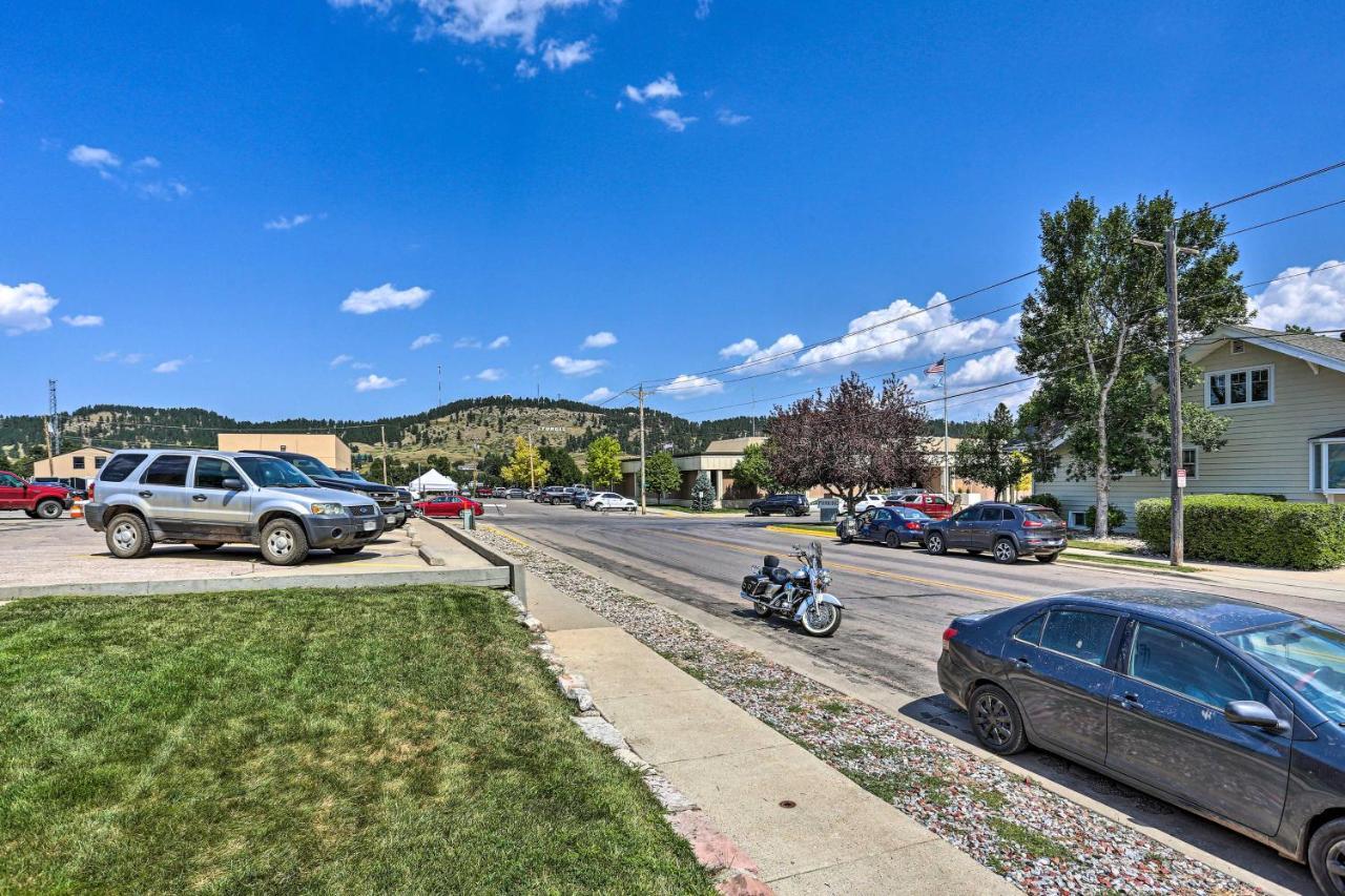 Centrally Located Sturgis Apt On Main St With Garage Exteriér fotografie